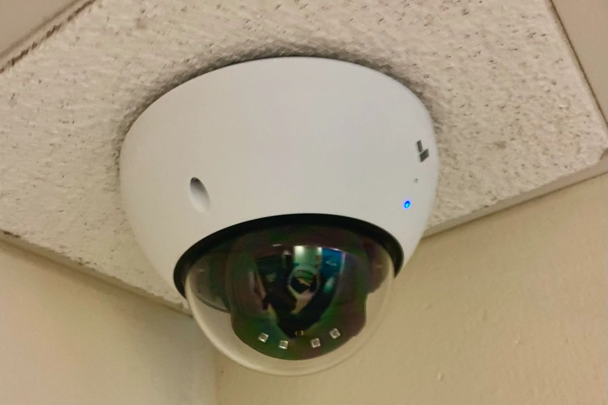 Photo 1 — Outdoor 4 MP IP camera with night vision