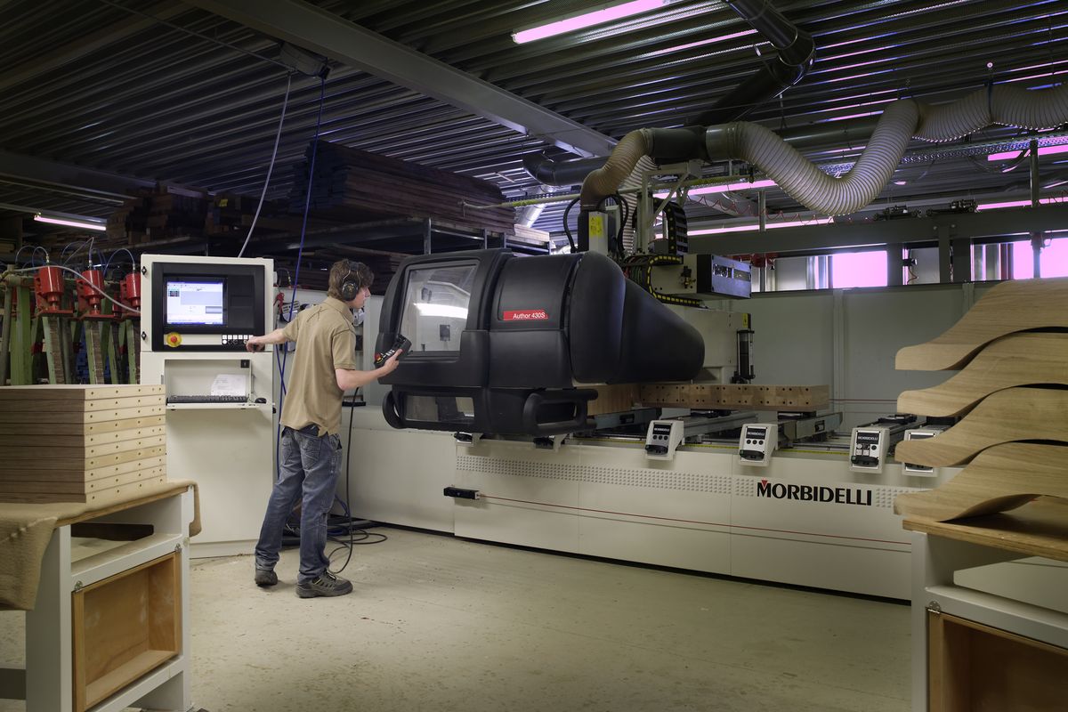 Photo 1 — Usinage CNC de pièces aluminium aéronautiques